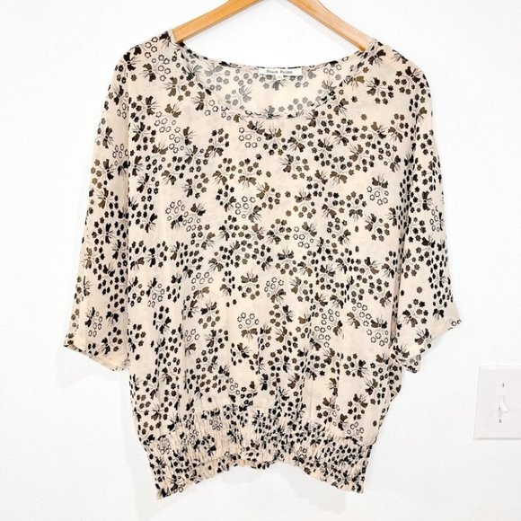 Black Rainn Tops - BLACK RAINN tan and black smocked waist blouse size medium